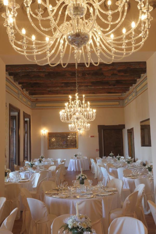 Castello Di Casapozzano Bed and Breakfast Aversa Exterior foto